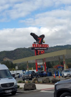 Seven Feathers Truck Travel Center outside