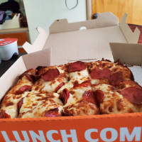 Little Caesars Pizza food