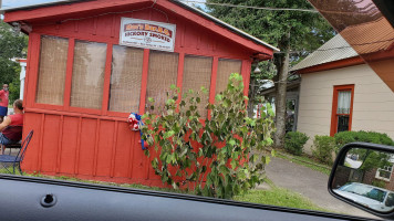 Mac's Bbq food