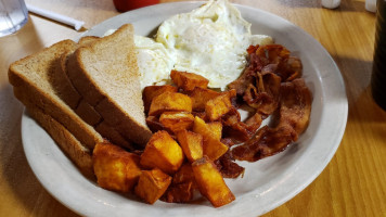 Southern Gals Country Cooking food