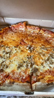 Pizzaro's Pizzeria food