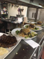 Bella's Steaks, Pasta And More food