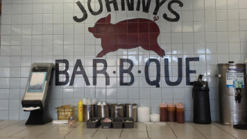 Johnny's Bbq food