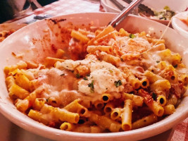 Buca Di Beppo Italian food