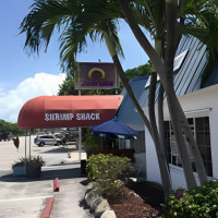 Islamorada Shrimp Shack outside