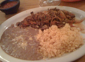 EL Vallartas Mexican Restaurant food