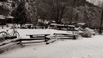 Virginia Creek Settlement outside