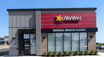 Hardee’s food