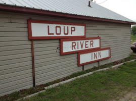 Loup River Inn Inc outside