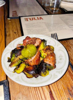 Osteria Tulia food