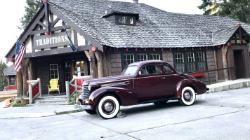 Traditions At The Bigfork Inn food