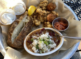 Crawdaddy’s Restaurant Oyster Bar food