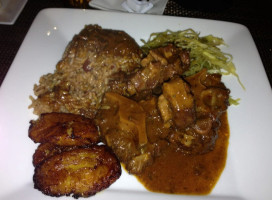 Breezes Cafe Grill food