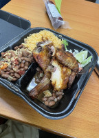 Nidia's Latin Grill food