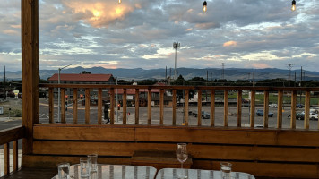 Blodgett Canyon Cellars inside