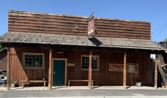 Curlew Saloon outside