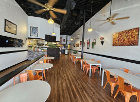 Palio's Pizza Cafe inside