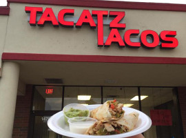 Tacatz Tacos food