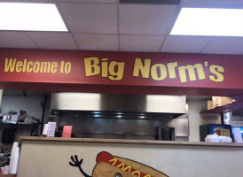 Big Norm's Hot Dogs, Burgers, Italian Beef Gyros food