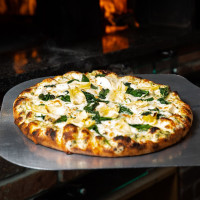 Big Pauly's Wood Fired Pizza food