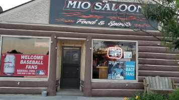 Mio Saloon food