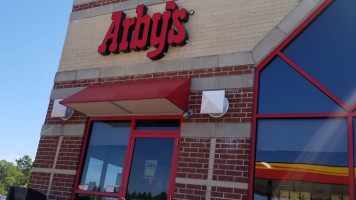 Arby's outside