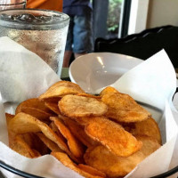 Big Kahuna Wings West Town food