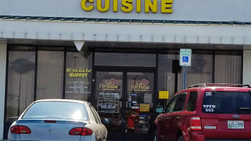 La Fortune Cuisine outside