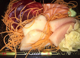 Sumo Sushi food