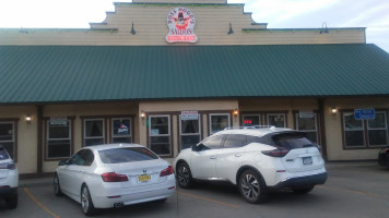 Boss Hogg's Saloon outside