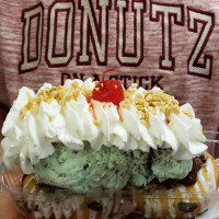 Donutz On A Stick And Ice Cream food