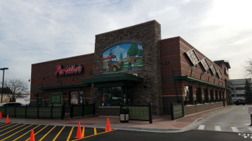 Portillo's Deerfield outside