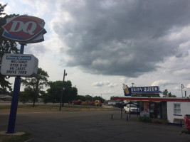 Dairy Queen (treat) food