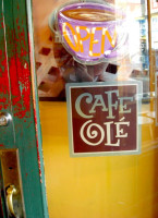 Cafe Olé food