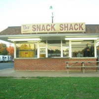 The Snack Shack outside