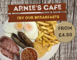 Arnie's Cafe food