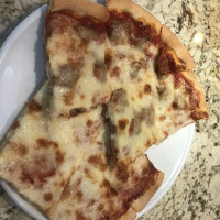 Roberto's Ristorante & Pizzeria food