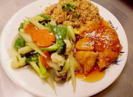 Lucky Chen Chinese Cuisine food