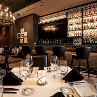 Ruth's Chris Steak House - Clayton food