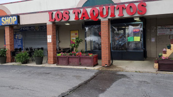 Taquería Los Taquitos inside