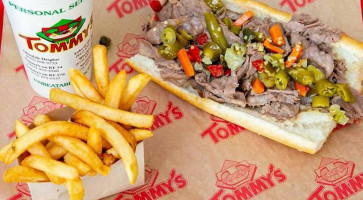Tommy's Red Hots food