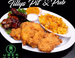 Tillys Pit Pub food