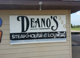 Deano's Steakhouse Lounge inside