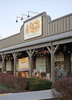 Cracker Barrel Old Country Store outside