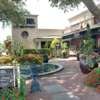 Pappas Bros. Steakhouse - Galleria inside