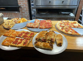 Rocco's Pizza Catering food