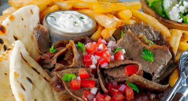 Super Gyros food