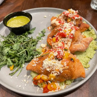 Zocalo Mexican Cuisine & Tequileria food