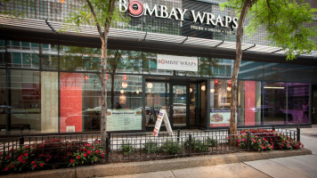 Bombay Eats Bombay Wraps outside