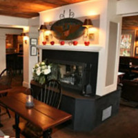 Scarlet Oak Tavern inside